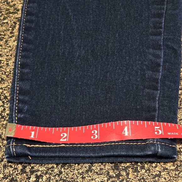 Levi's Signature Gold Mid-rise Skinny Blue Jeans Women size 14M (W32 L30) - Picture 12 of 16